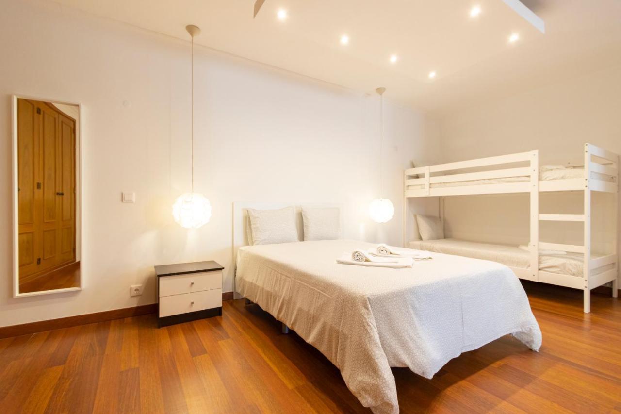 Spaceful Apartment In Албуфейра Екстериор снимка